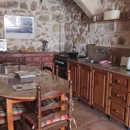 Oda ve Kahvaltı Farmhouse Zebbug